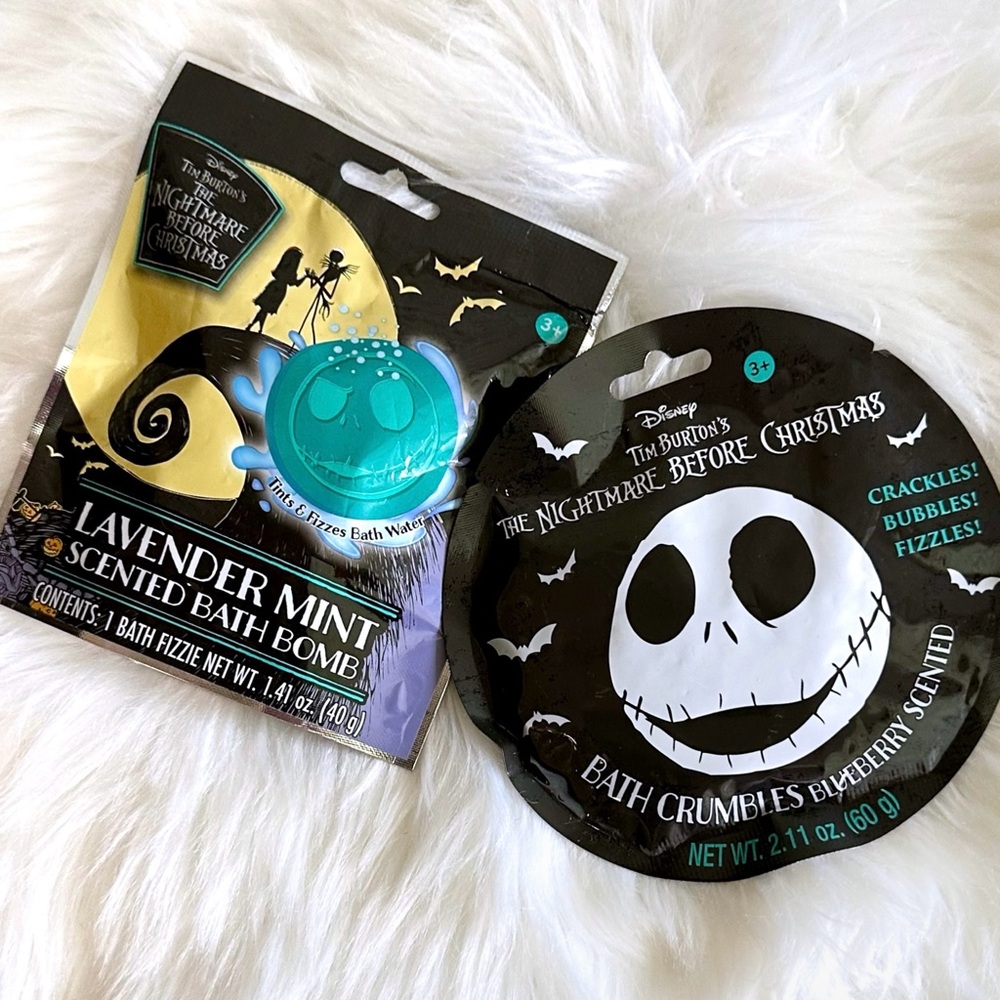 Nightmare Before Christmas Blueberry Bath Crumbles & Lavender Mint Bath Bomb Set